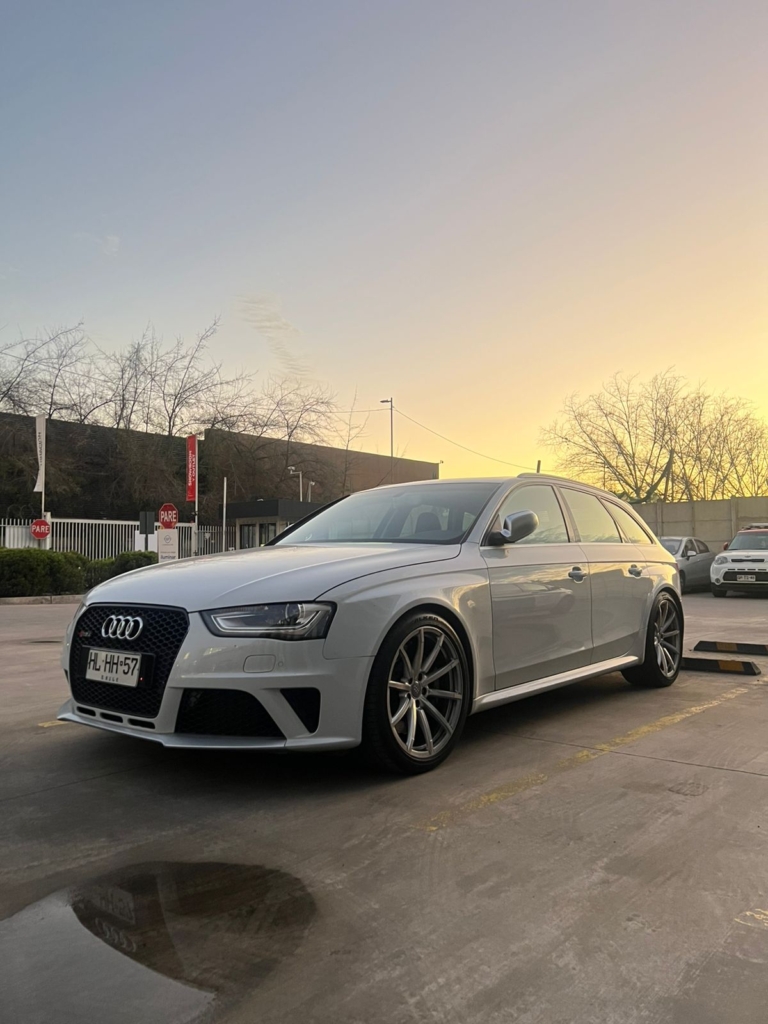 2016 Audi RS4 Avant